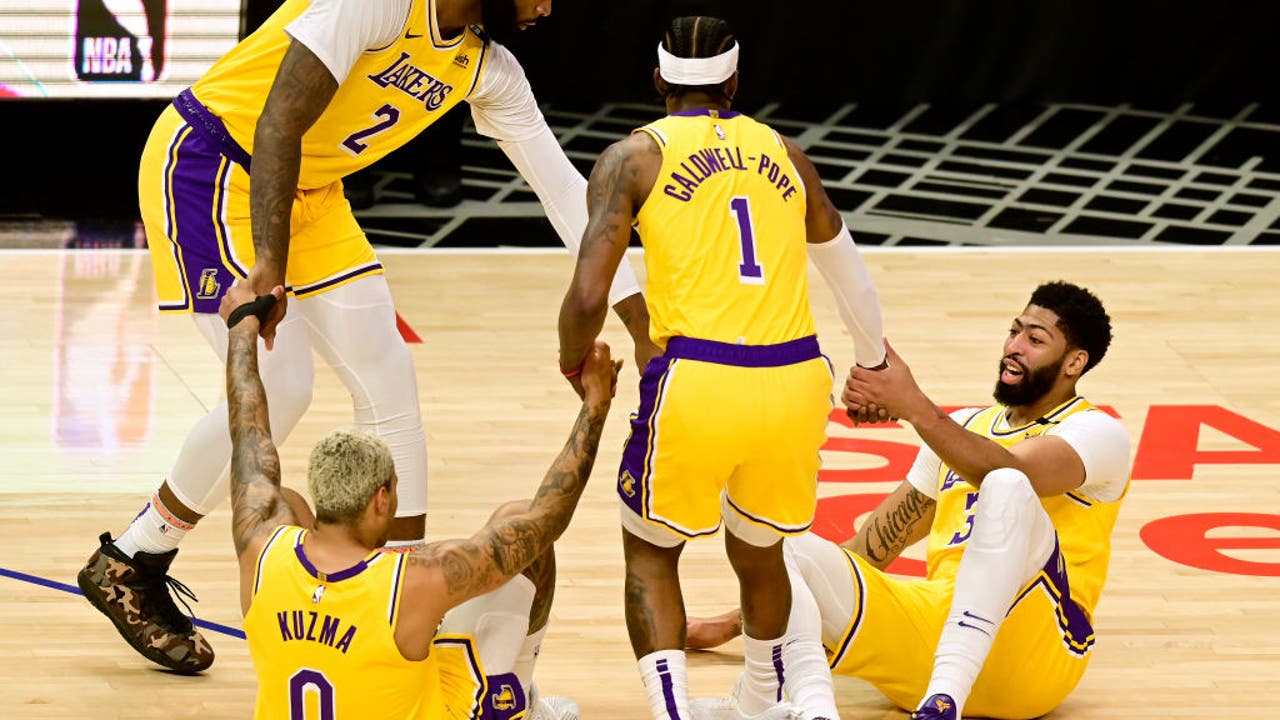 LeBron James and the Lakers' slide down NBA standings continues